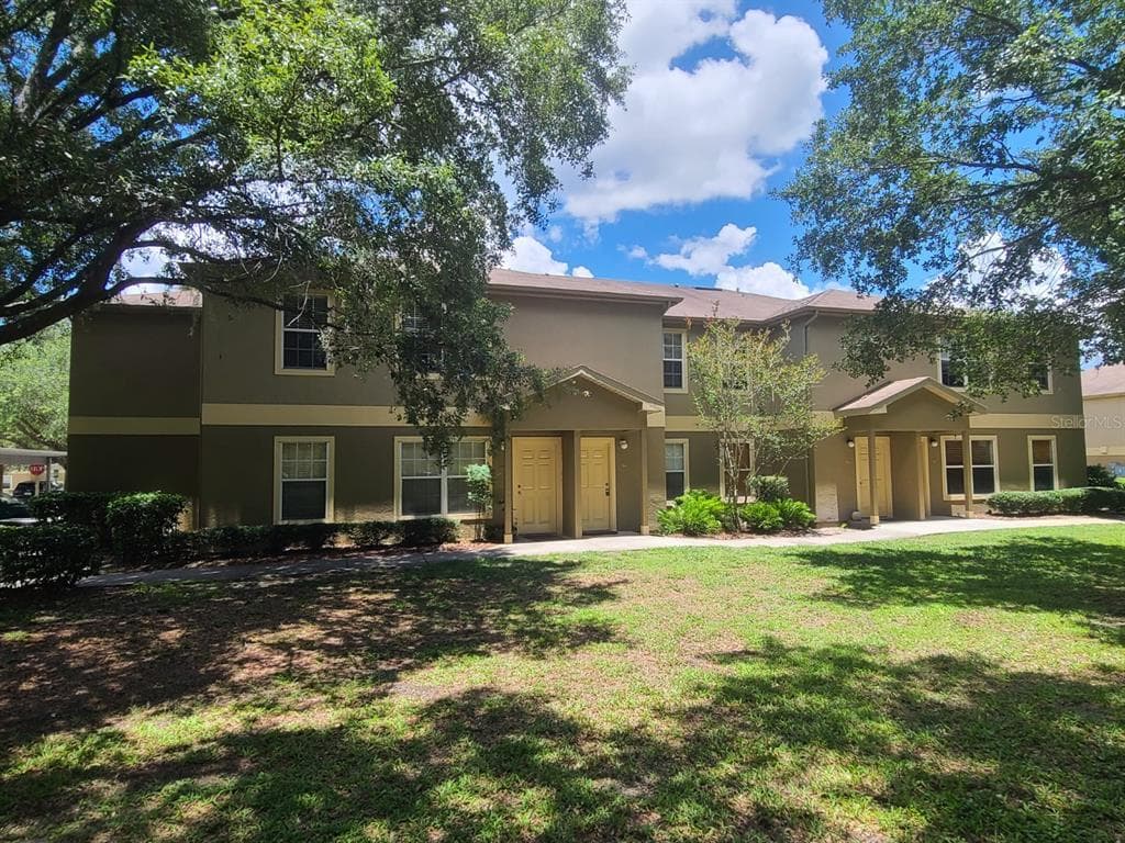 36122 LAKE CHASE BOULEVARD UNIT 203 ZEPHYRHILLS, FL 33541