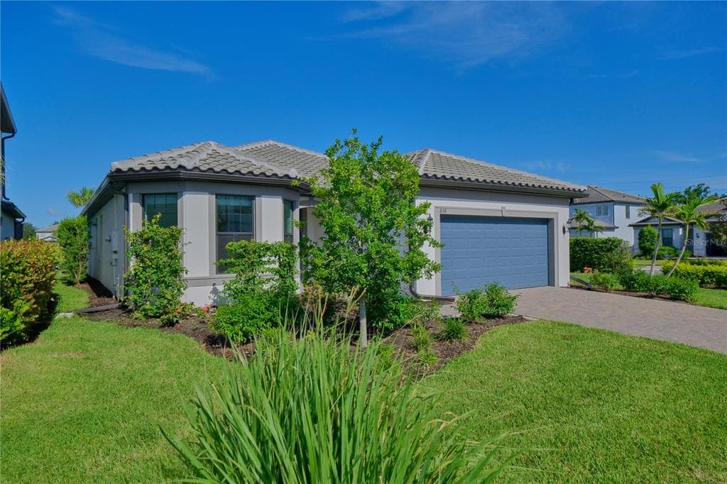 818 PINTAIL COVE BRADENTON, FL 34212
