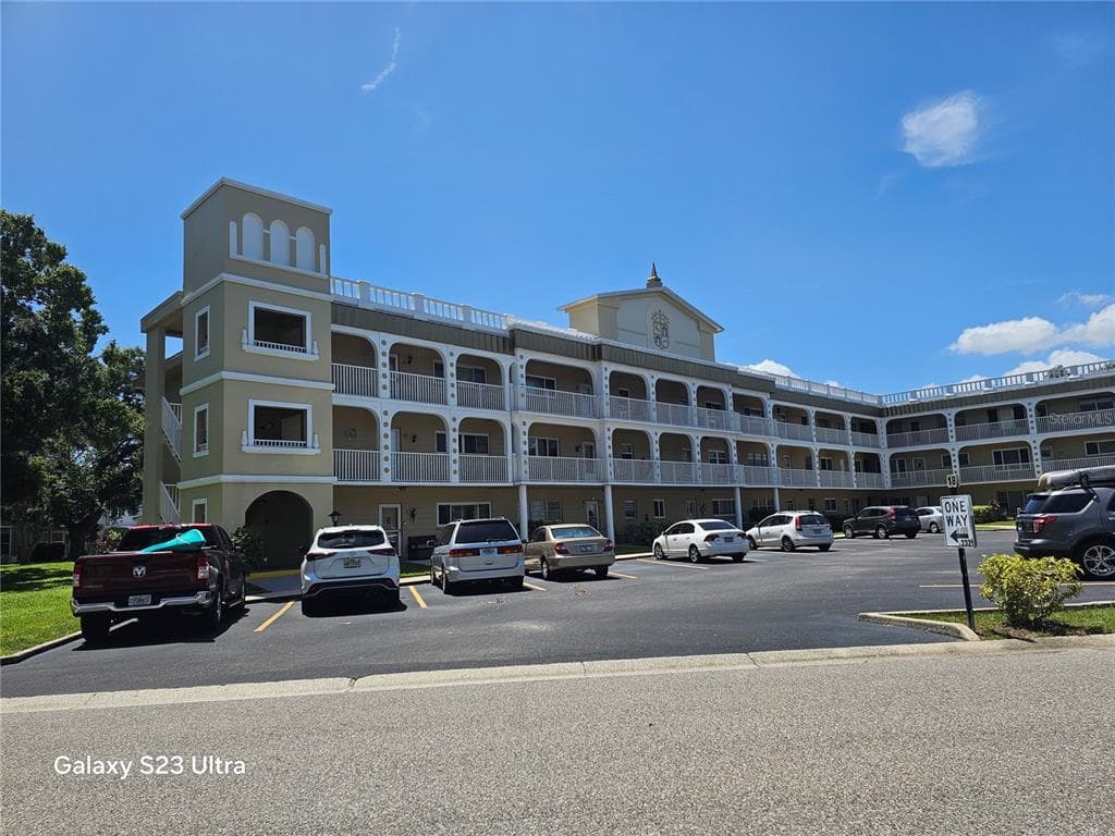 2321 ECUADORIAN WAY UNIT 31 CLEARWATER, FL 33763