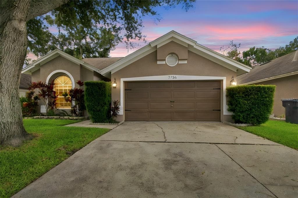 7736 MARBELLA CREEK AVENUE TAMPA, FL 33615