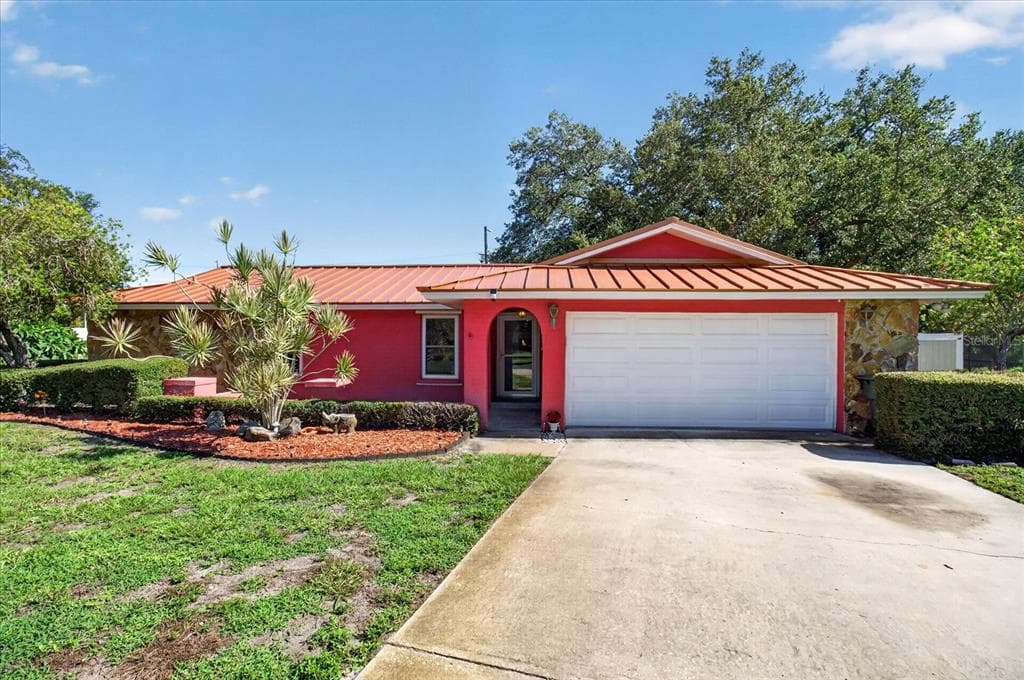 13497 OVAL DRIVE E LARGO, FL 33774