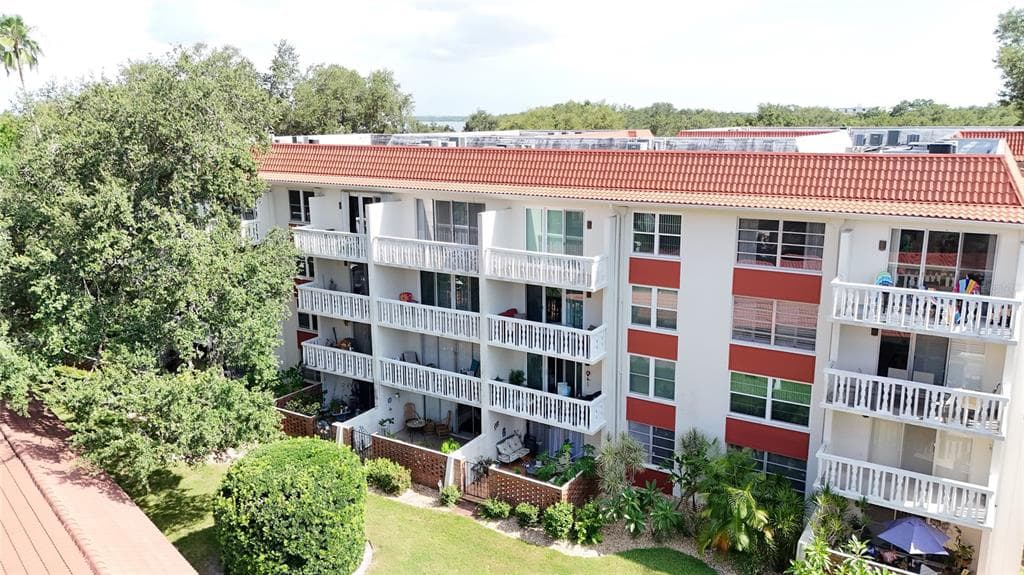 2650 PEARCE DRIVE UNIT 409 CLEARWATER, FL 33764
