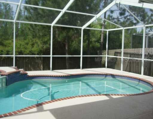 9317 HUNTERS PARK WAY TAMPA, FL 33647