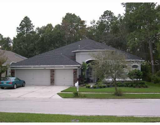 12910 FRAMINGHAM COURT TAMPA, FL 33626