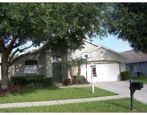 402 SONOMA DRIVE VALRICO, FL 33594