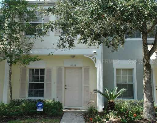 8528 HUNTERS KEY CREEK TAMPA, FL 33647