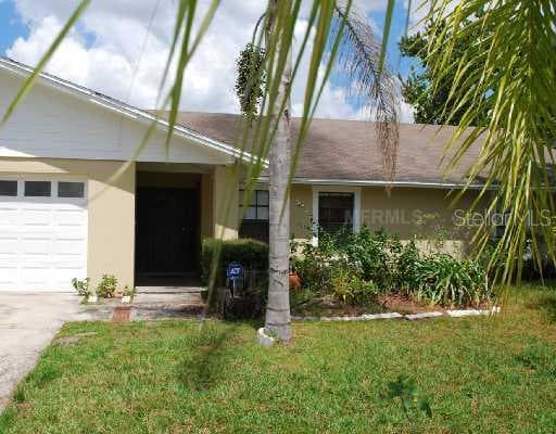 4844 FOXSHIRE CREEK TAMPA, FL 33624