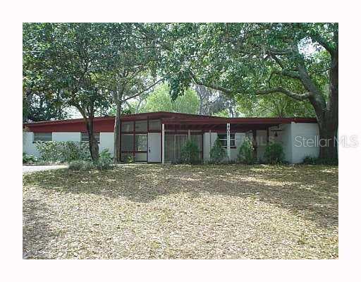 407 COURTNEY DRIVE