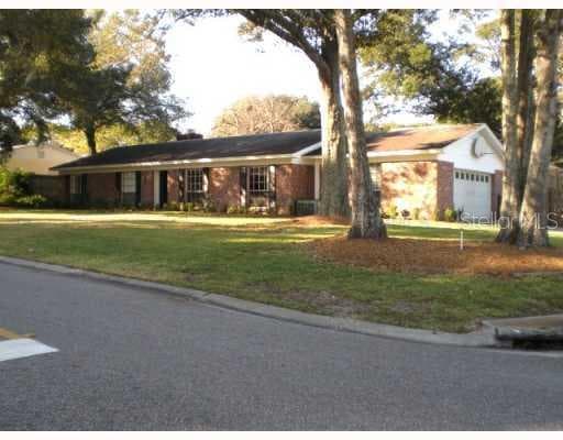 11204 SAGINAW DRIVE TAMPA, FL 33617