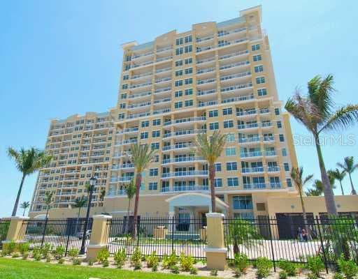 130 RIVIERA DUNES WAY UNIT 506 PALMETTO, FL 34221