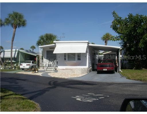 4851 W GANDY BOULEVARD UNIT B5L1 TAMPA, FL 33611
