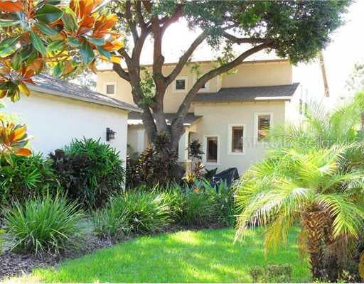 3208 W KNIGHTS AVENUE TAMPA, FL 33611