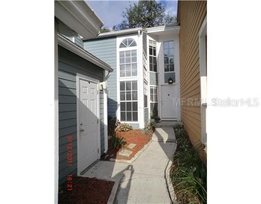 9455 FOREST HILLS PLACE TAMPA, FL 33612