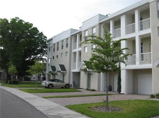 4533 LEGACY PARK DRIVE UNIT 71 TAMPA, FL 33611