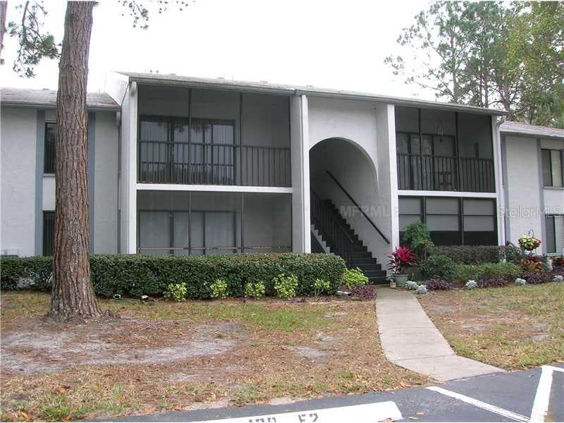 1281 PINE RIDGE CIRCLE UNIT E1 TARPON SPRINGS, FL 34688