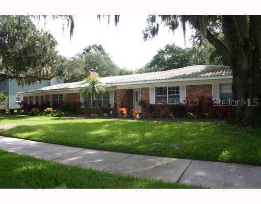 2618 S Bryant Circle Tampa, FL 33629
