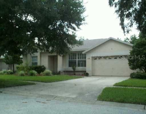 9230 DAYFLOWER DRIVE TAMPA, FL 33647
