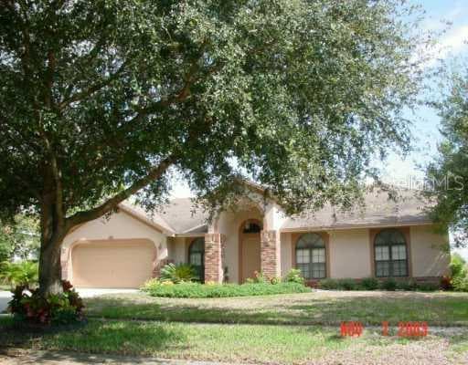 3907 BLUE MAIDENCANE PLACE VALRICO, FL 33594