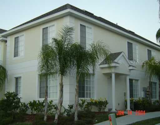 18123 PARADISE POINT DRIVE TAMPA, FL 33647