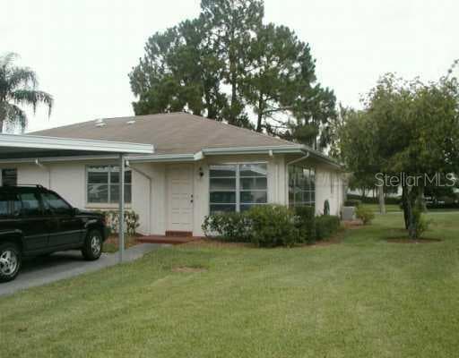 1108 HAILSHAM CIRCLE Sun City Cemter, FL 33573