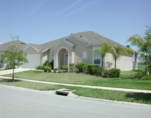 25607 RISEN STAR DRIVE WESLEY CHAPEL, FL 33544