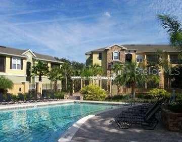 9916 Courtney Palms UNIT 203 Tampa, FL 33619