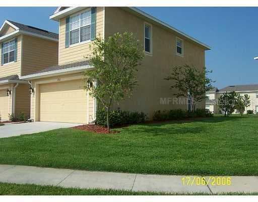 8932 IRON OAK AVENUE Tampa, FL 33647