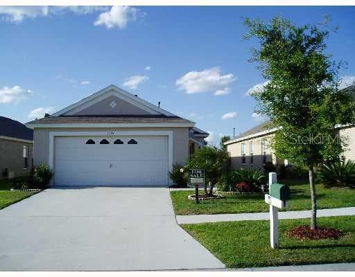 7437 OXFORD GARDEN CIRCLE APOLLO BEACH, FL 33572