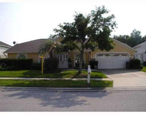 1433 CLEARGLADES DRIVE WESLEY CHAPEL, FL 33543