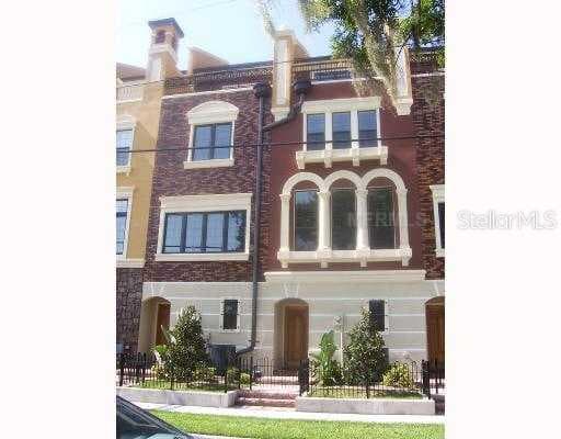 2223 Soho Bay Tampa, FL 33606