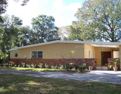 8406 N GOMEZ AVENUE TAMPA, FL 33614