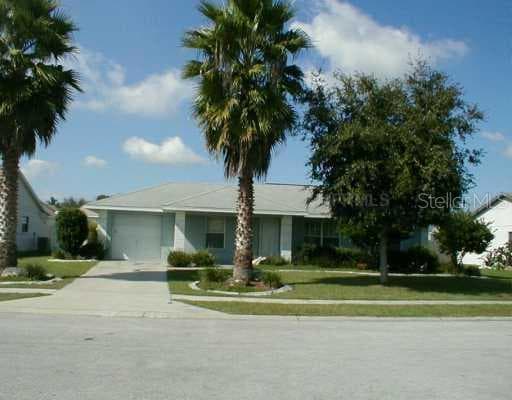 38927 CARR DRIVE ZEPHYRHILLS, FL 33540