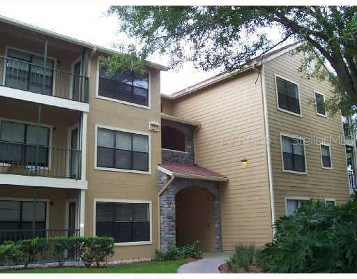 8649 N Himes AVENUE UNIT 821 Tampa, FL 33614