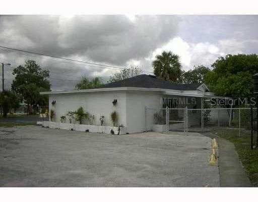 2323 W AILEEN STREET TAMPA, FL 33607