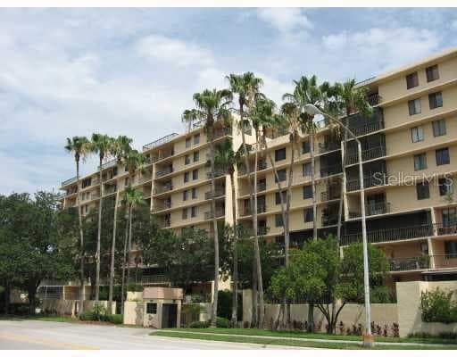 201 W LAUREL STREET UNIT PH4 TAMPA, FL 33602
