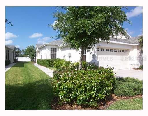3403 CHAPEL CREEK CREEK WESLEY CHAPEL, FL 33543