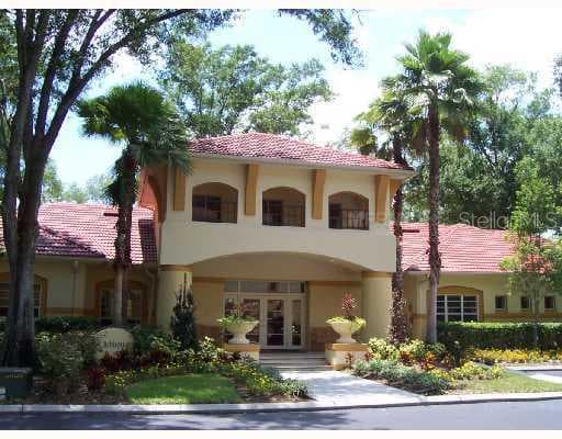 5616 Pinnacle Heights CIRCLE UNIT 308 Tampa, FL 33624