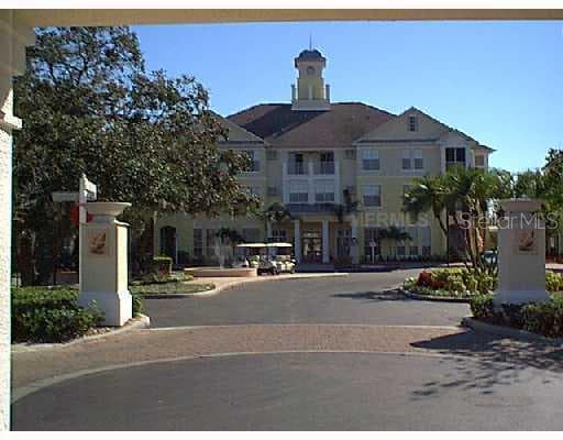 9404 CRESCENT LOOP CIRCLE UNIT 106 TAMPA, FL 33619