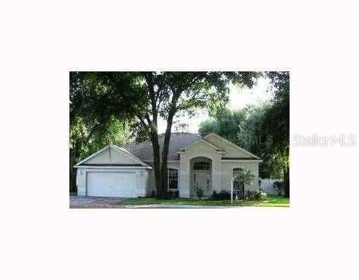 2107 Fawn Meadow Dr Valrico, FL 33594