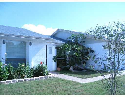 9506 PUTNEY HILL COURT TAMPA, FL 33615