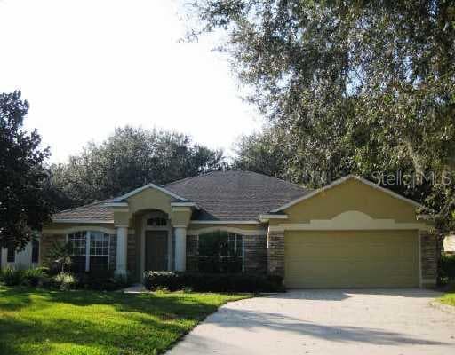 1526 MCCREA DRIVE LUTZ, FL 33549