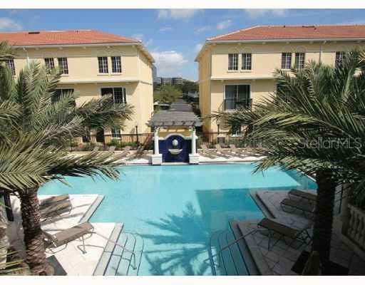5250 HAMPTON BEACH PLACE UNIT 5250 Tampa, FL 33609