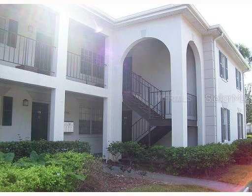 10320 CARROLLWOOD LANE UNIT 68 Tampa, FL 33618