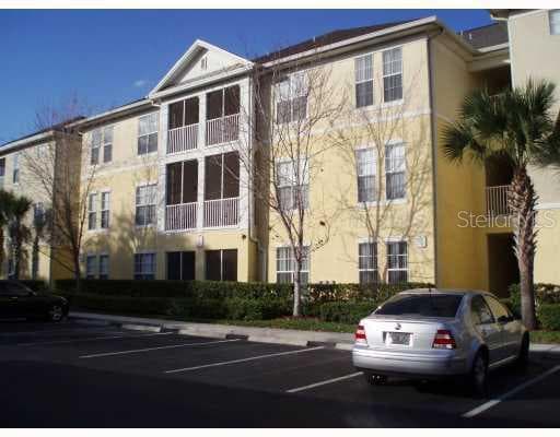 1207 HIGH HAMMOCK DRIVE UNIT 206 TAMPA, FL 33619