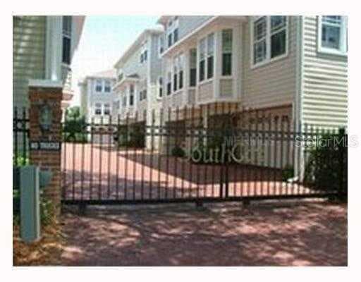 3315 W DE LEON STREET UNIT 8 TAMPA, FL 33609