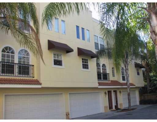 3308 LAS CAMPOS PLACE TAMPA, FL 33611