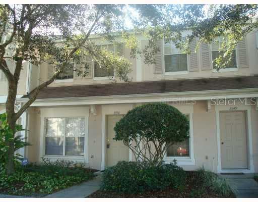 8551 HUNTERS KEY CIRCLE TAMPA, FL 33647