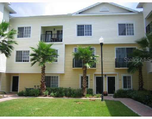 9875 MEADOW FIELD CIRCLE TAMPA, FL 33626