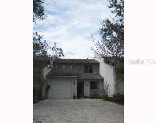 5905 IDLE FOREST PLACE TAMPA, FL 33614