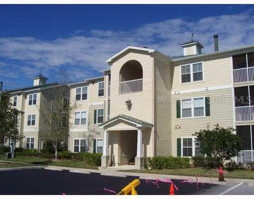 18511 BRIDLE CLUB DRIVE UNIT 18511 TAMPA, FL 33647
